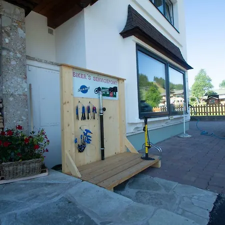 Essl In Affittacamere 3*